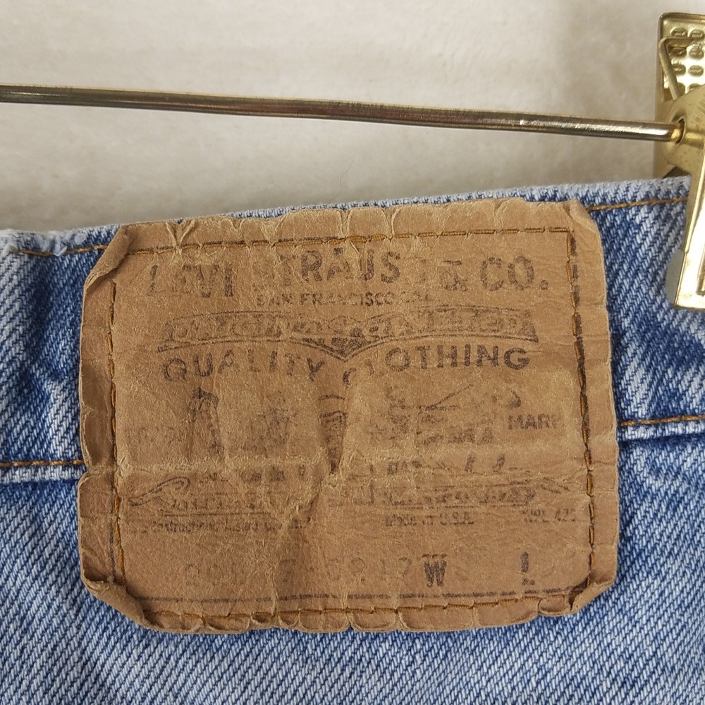Vintage Levi's Orange Tab Cut Off Denim Shorts Distressed Blue 29 High Rise - Picture 2 of 10
